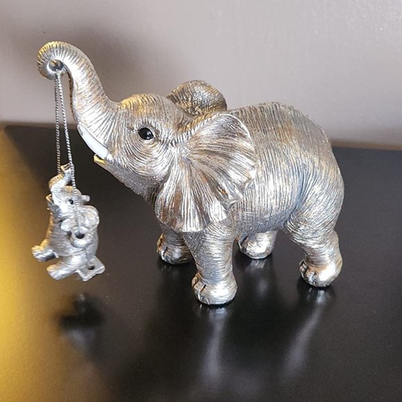 Elephant Jungle Decor African Safari Figurine Animal Mantel Table Decoration New - Picture 1 of 7